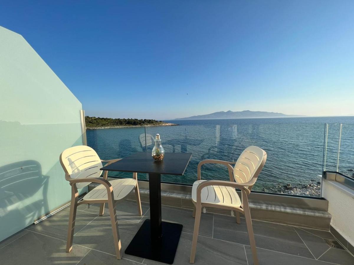 Apartment Sea Breeze