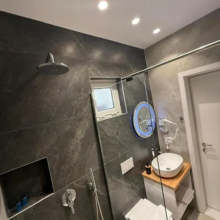 Sea Breeze Villa Sarande Exterior photo