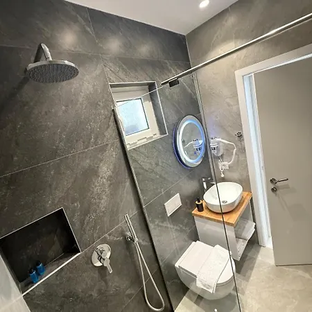 Sea Breeze Villa Sarande Exterior photo