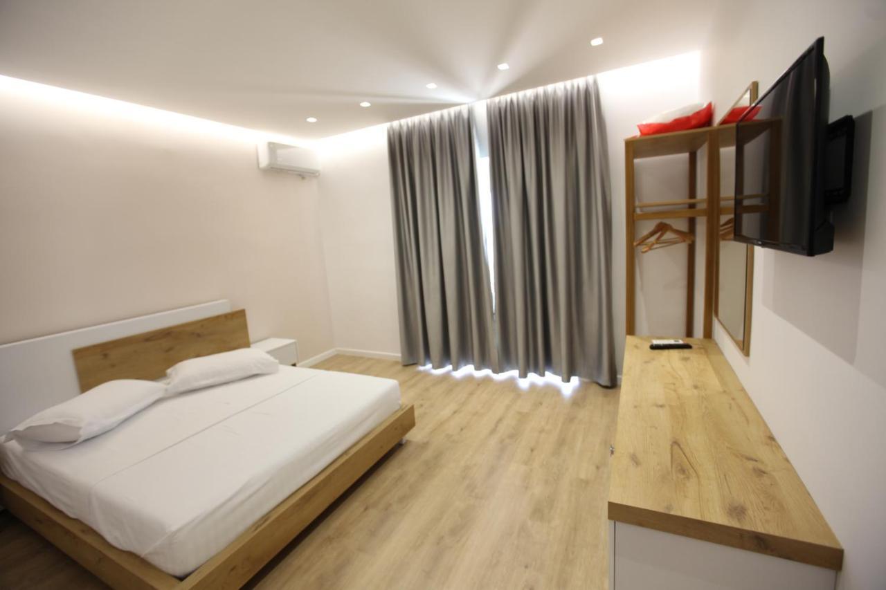 Sea Breeze Apartment Sarande