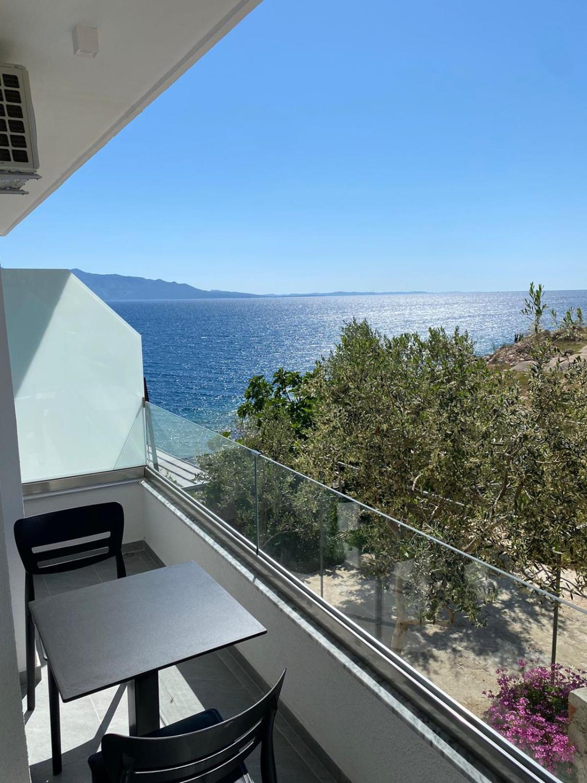 Sea Breeze Sarande