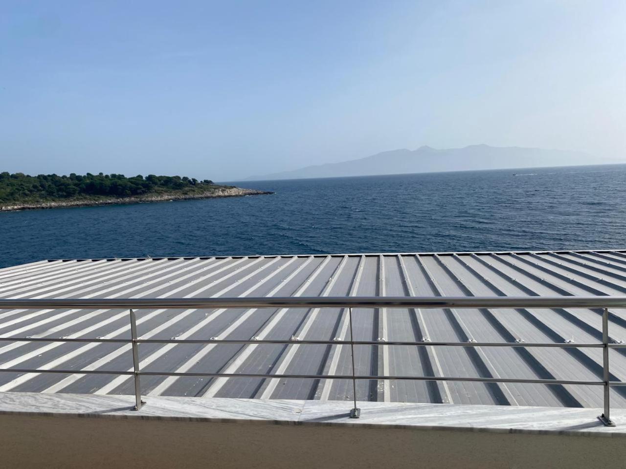 Sea Breeze Apartment Sarande