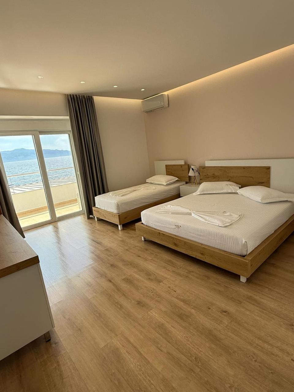 Sea Breeze Apartment Sarande